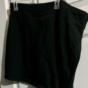 Black Skort